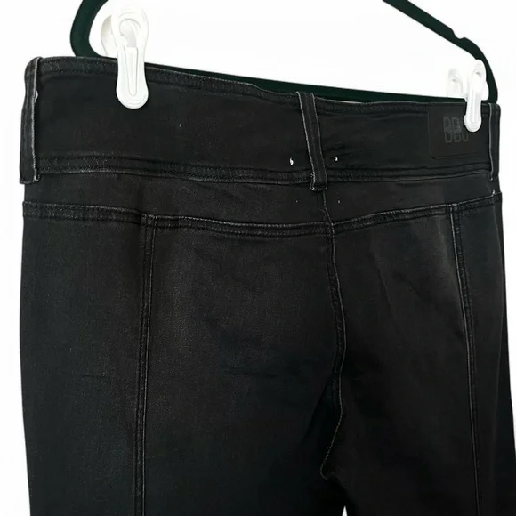 BDG Urban Outfitters Y2K Belted Flare Low Rise Jean Dark Wash Size 33 Black Slim - Picture 11 of 16